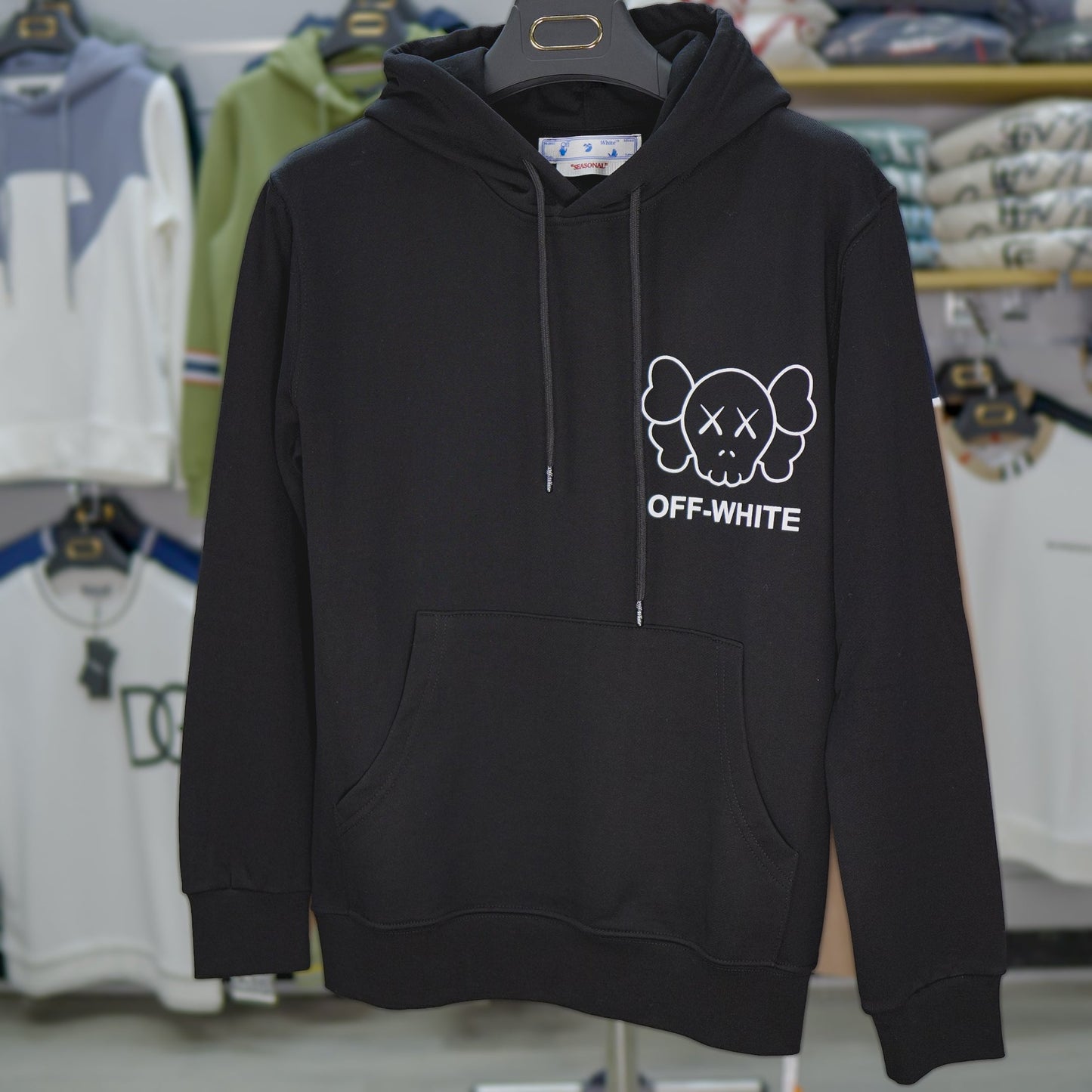 OFF WHITE