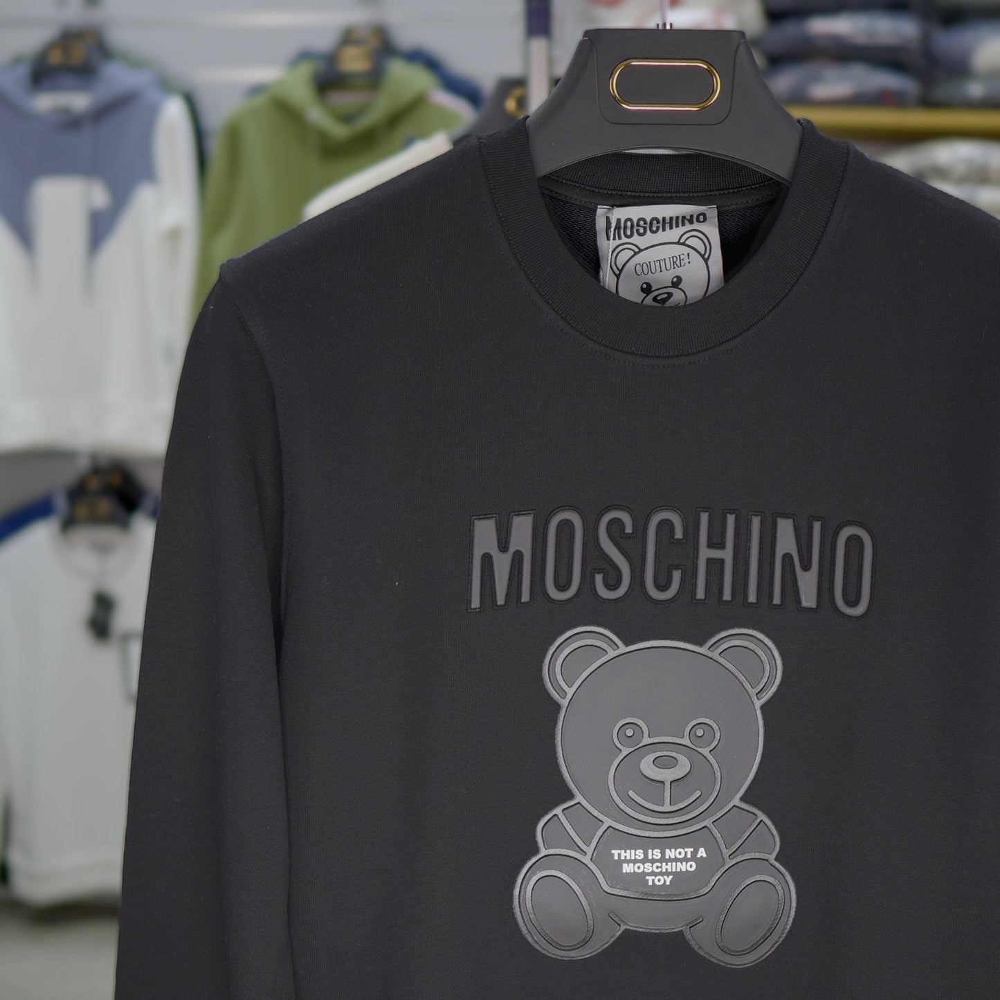 MOSCHINO