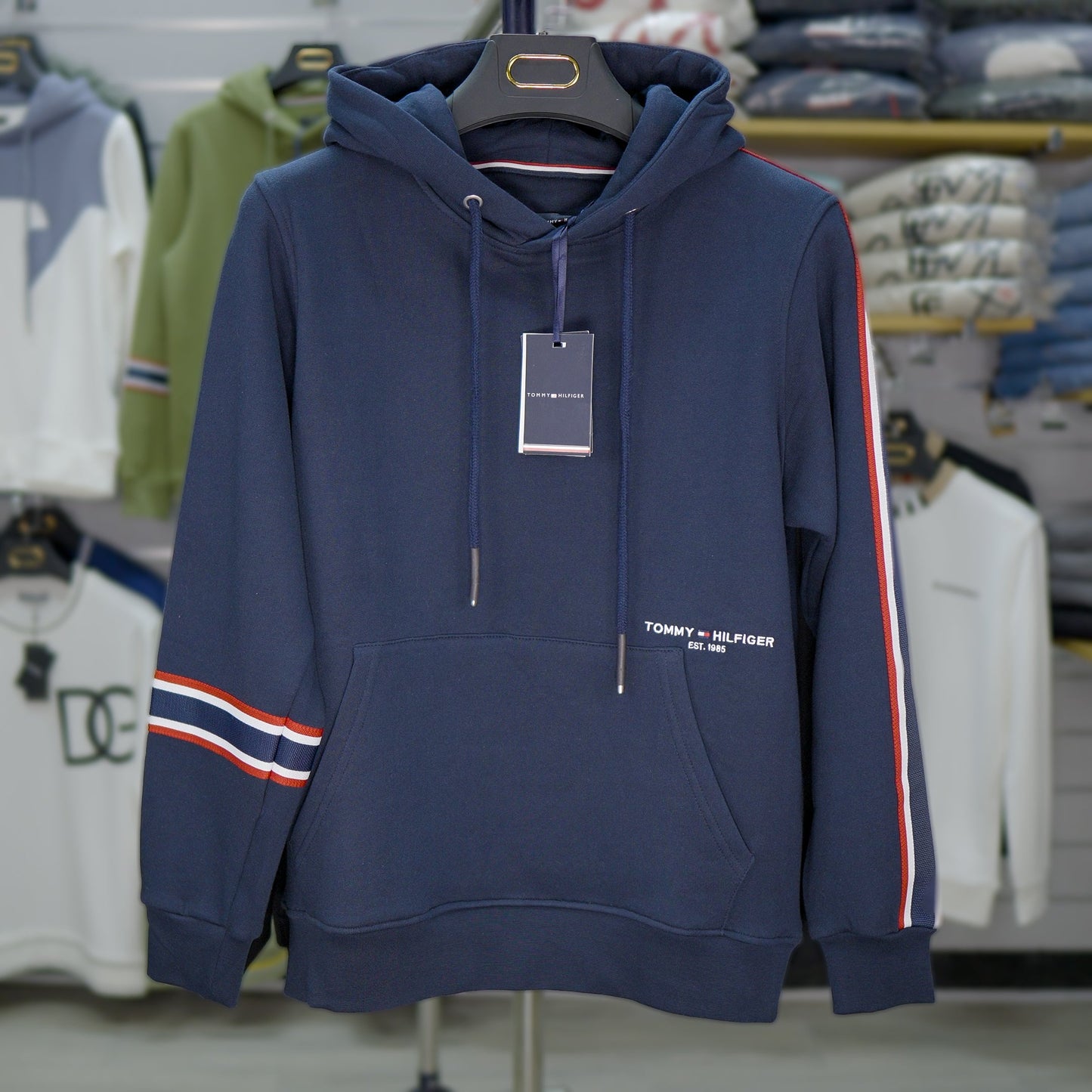 TOMMY HILFIGER